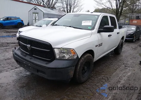 2015 Ram 1500 Tradesman z USA, uszkodzony, nr VIN 3C6RR6KT2FG689817